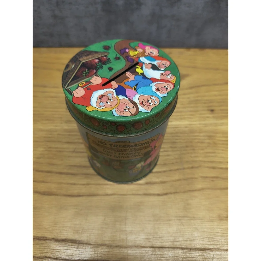 Vintage Disney Strawberry Bank Tin FantasyLand Strawberry‎ Donald Mickey Dwarves